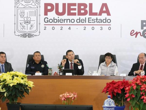 Gobiernos neoliberales endeudaron a Puebla: Armenta