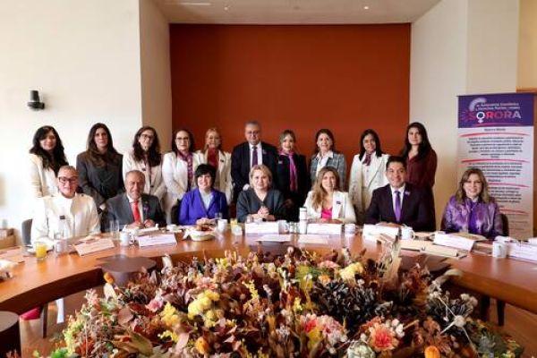 Instalan comisión para impulsar autonomía económica de las mujeres