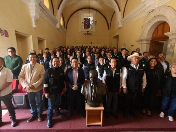 Celebran XX aniversario de la Reuni&oacute;n Estatal de Cronistas de Puebla