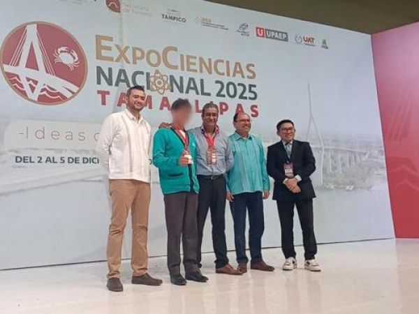 Impulsa COBAEP talento en Expo Ciencias Nacional