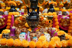 ¿Cómo evitar riesgos en Temporada de Día de Muertos?