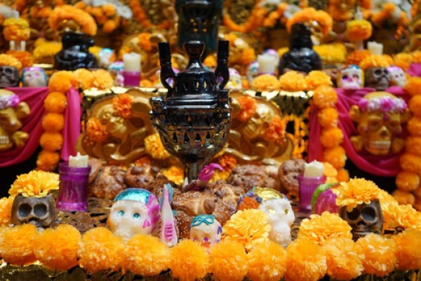 ¿Cómo evitar riesgos en Temporada de Día de Muertos?