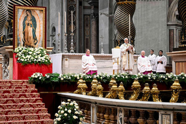 El Papa a la Virgen de Guadalupe: Madre, queremos ser aut&eacute;nticos hijos tuyos