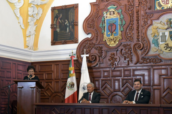 Rinde Lilia Cedillo primer informe BUAP