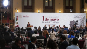 Trabajadores dialogan 40 horas la semana