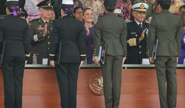 Presidenta conmemora D&iacute;a Internacional de la Mujer
