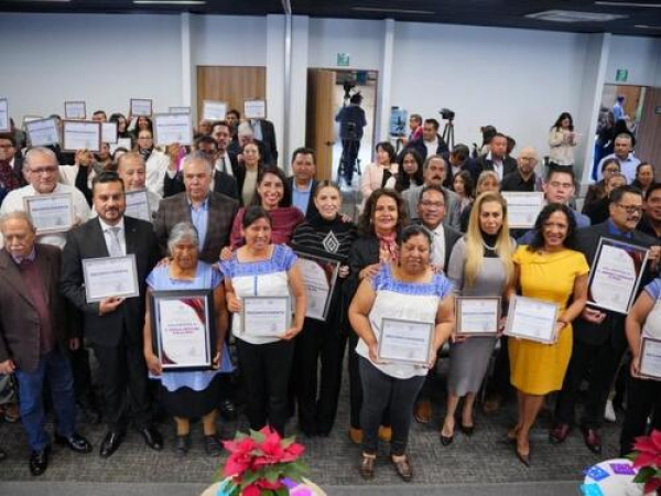 Entregan Galard&oacute;n y Reconocimientos al M&eacute;rito Tur&iacute;stico