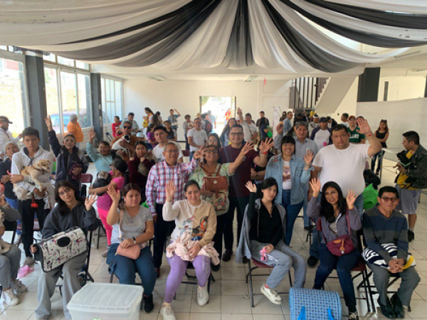 Se llevó a cabo la Jornada de Bienestar Animal en una  comunidad y Parque Centenario