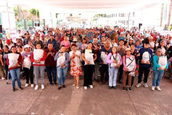 SEDIF entrega más de 4 mil despensas en Cuautlancingo