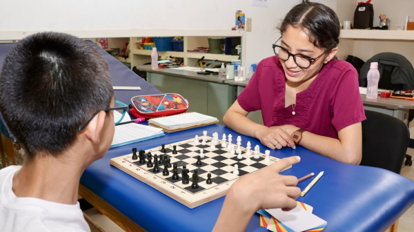 Atención sin discriminación para infantes y preadolescentes