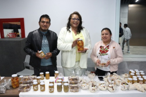 Congreso expone talento de Atzitzihuacan