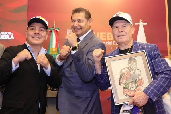 Duelo de Leyendas: J.C. Chávez vs. "Travieso" Arce