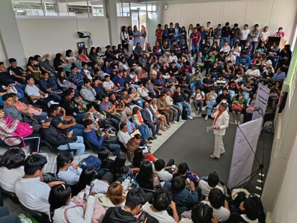 UTP realiza foro “Se puede ser”