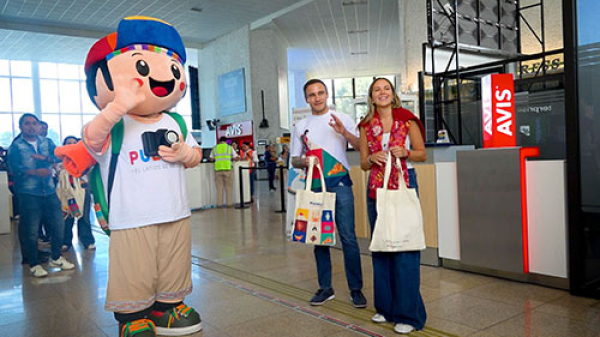 Pasajeros de 12 rutas por aerolínea fueron recibidos en Puebla