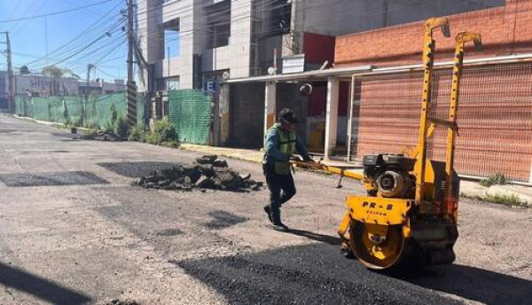 &quot;Bacheando Puebla&quot; fortalece los barrios de la ciudad
