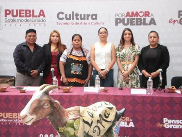 ¡Los Ángeles Azules en el Festival de Mole de Caderas!