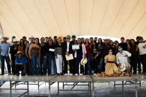 La UTTehuacán celebró Día de Muertos con ofrendas monumentales