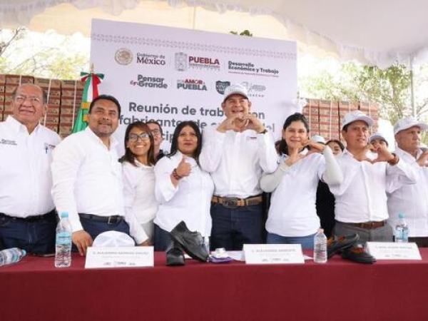 Impulsan industria del calzado en Puebla