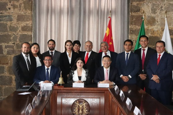 Desde Zacatlán, fortalecen amistad con China