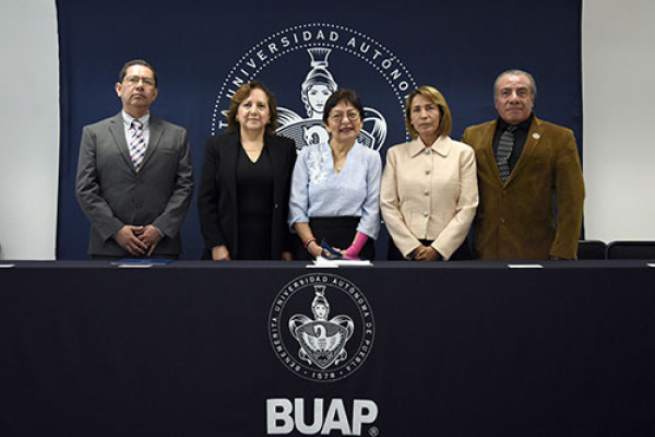 Primer Informe de labores en la Facultad de Ingeniería Química