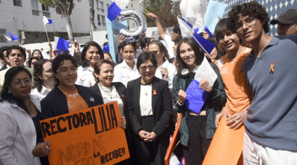 BUAP conmemora 45 años de la Prepa 2 de Octubre