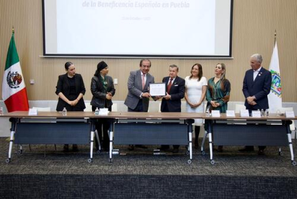 Signan convenio Congreso de Puebla y Sociedad Espa&ntilde;ola de Beneficencia