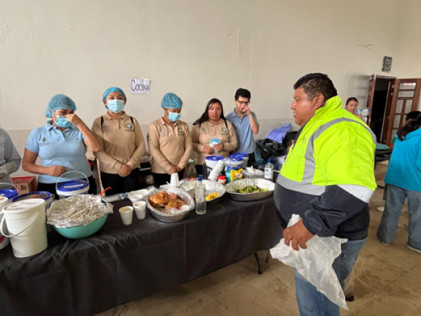 Brigadas de salud atienden damnificados de la Sierra Norte