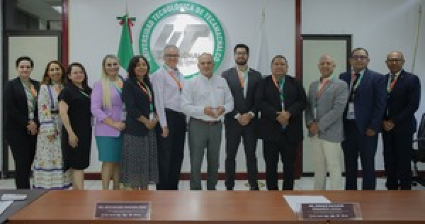 UTTECAM asegura acreditación en CIEES