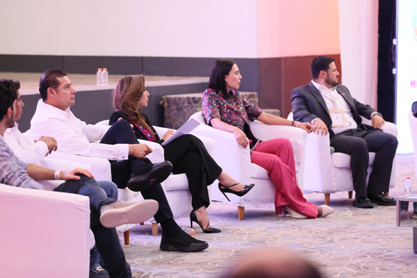 Participa Armenta en un panel dentro del Tianguis Turístico 2025
