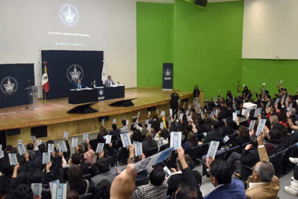 BUAP revela calentario 2026