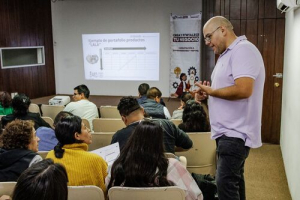 Capacitan para impulsar negocios y MiPyMes