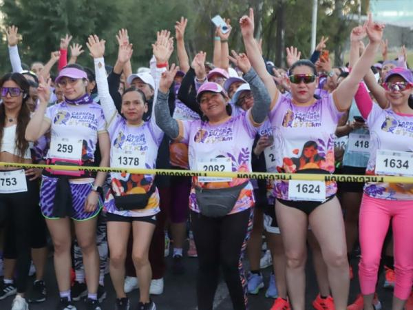 Finaliza Carrera por las &ldquo;Mujeres y la Igualdad&rdquo;