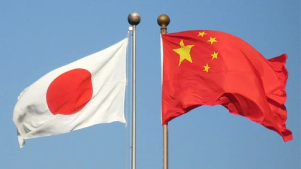 Bandera de Japón y China