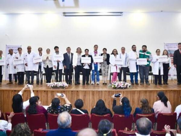 Puebla reconoce labor de epidemiólogos