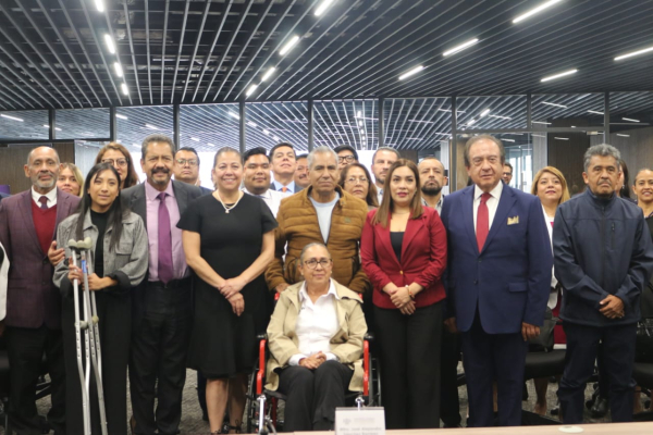COBAEP y Congreso de Puebla, juntos por la educación