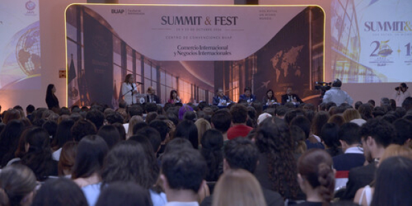 Administración BUAP celebra SUMMIT &amp; FEST