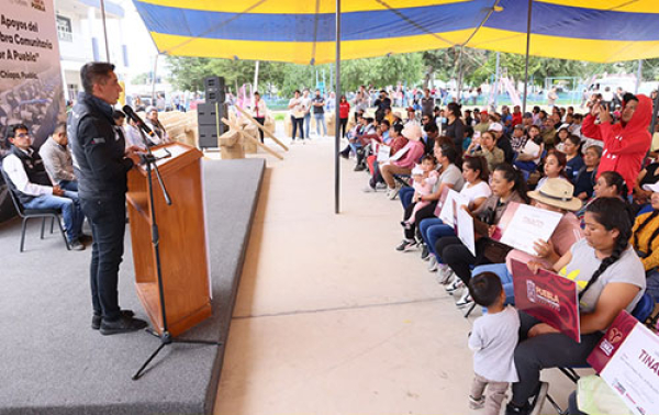 El Gobierno del Estado de Puebla apoya con recursos a comunidad San José Chiapa