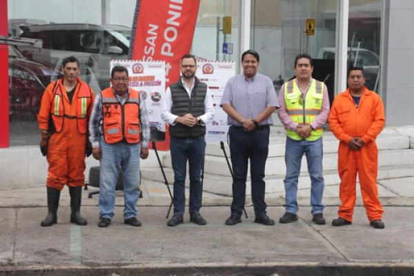 &quot;Bacheando Puebla&quot; ahora con bacheo en frío