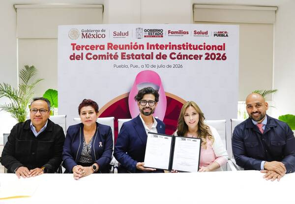 Combate directo contra cáncer en la mujer: SEDIF
