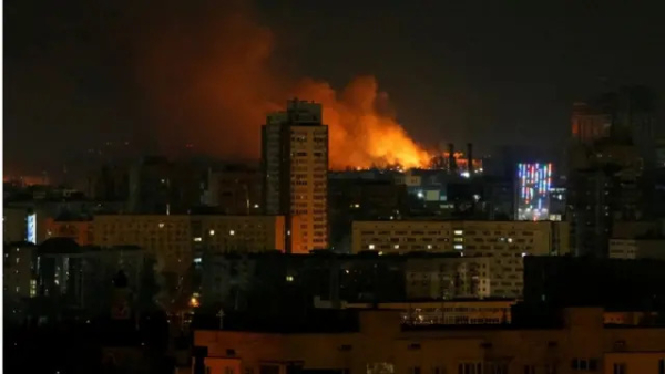 Drones y misiles rusos caen en Kiev; 14 personas mueren