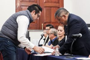 Lista la Comisión de Auscultación rumbo elección BUAP
