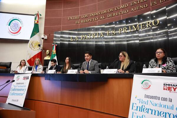 Inauguran Parlamento de la Red Nacional de Enfermería