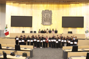 Congreso reconoce a desarrolladores del Gxiba-1