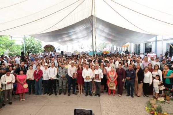 Pável Gaspar presenta Segundo Informe de Actividades