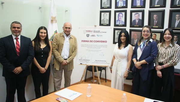 SEDETRA y CDH Puebla firman convenio