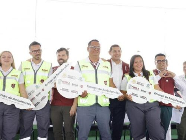 Más ambulancias y especialistas para IMSS Bienestar