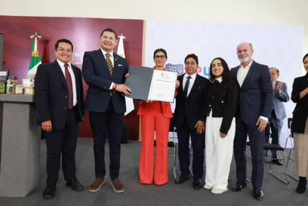 Gaby Sánchez deja la Secretaría de Deporte