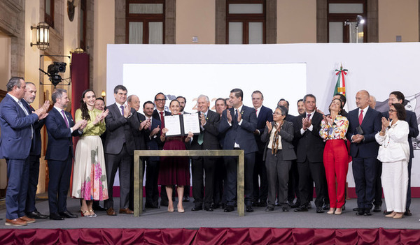 Firmar pacto clave para industria del acero