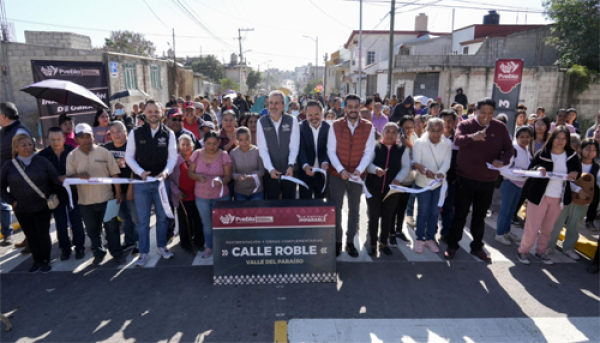 El Gobierno Municipal entregó trabajos de pavimentación en la Calle Roble