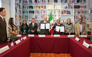 IAP Puebla e ISSSTEP firman convenio
